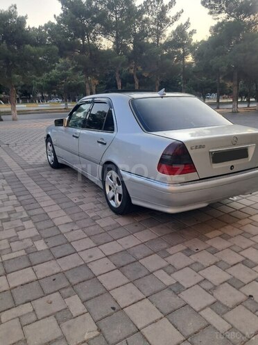 Mercedes C 220 1995, 255,000 km - 2.2 l - Xırdalan
