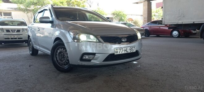 Kia  2009, 263,000 km - 1.6 l - Bakı
