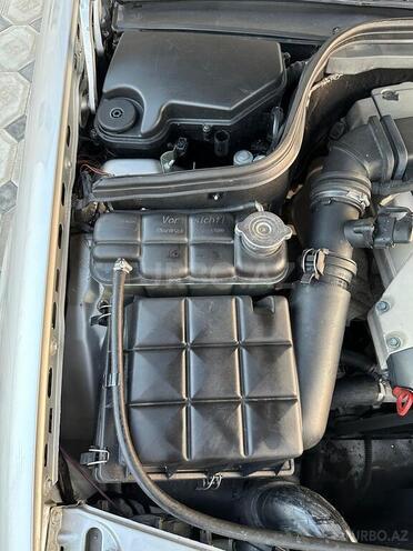 Mercedes C 200 2000, 303,000 km - 2.0 l - Saatlı