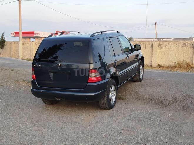 Mercedes ML 320 2000, 201,245 km - 3.2 l - Yevlax
