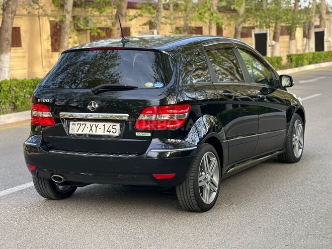 Mercedes B 180 2010, 131,200 km - 1.7 l - Bakı