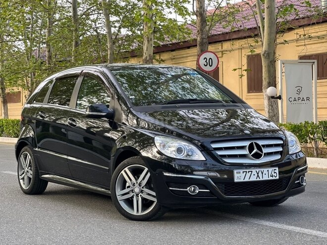 Mercedes B 180 2010, 131,200 km - 1.7 l - Bakı