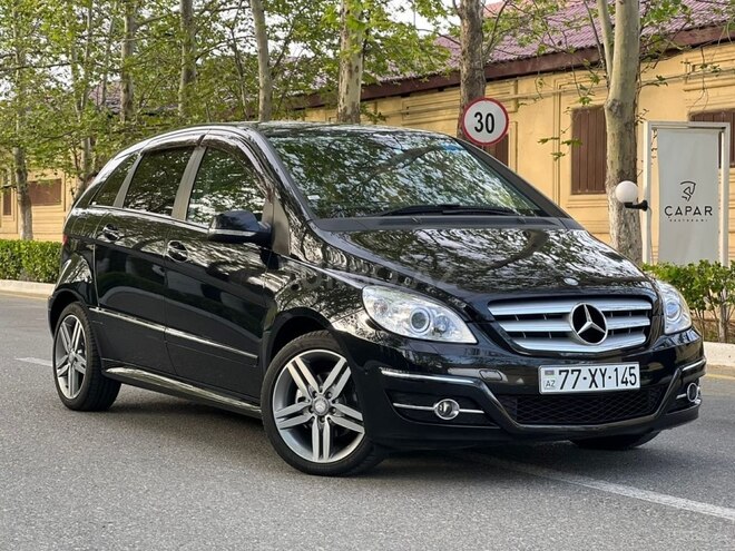 Mercedes B 180 2010, 131,200 km - 1.7 l - Bakı