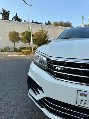Volkswagen Passat (North America) 2016, 231,000 km - 1.8 л - Bakı