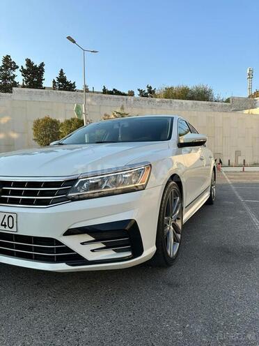 Volkswagen Passat (North America) 2016, 231,000 km - 1.8 л - Bakı