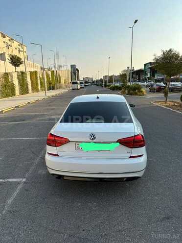 Volkswagen Passat (North America) 2016, 231,000 km - 1.8 л - Bakı