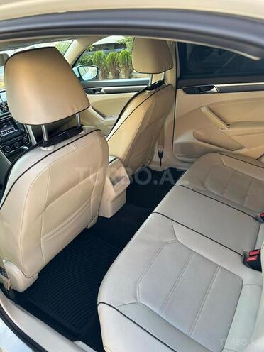 Volkswagen Passat (North America) 2016, 231,000 km - 1.8 л - Bakı