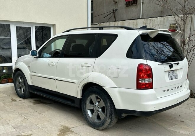 Ssang Yong Rexton 2008, 398,000 km - 3.2 l - Bakı