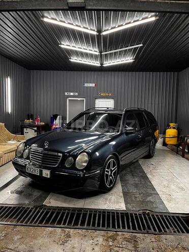 Mercedes E 270 2002, 380,000 km - 2.7 л - Bakı