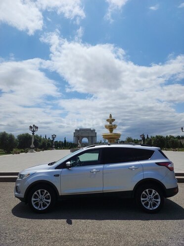 Ford Escape 2017, 131,000 km - 1.5 l - Gəncə