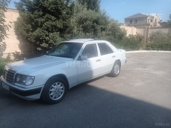 Mercedes E 220 1994, 400,000 km - 2.2 l - Bakı
