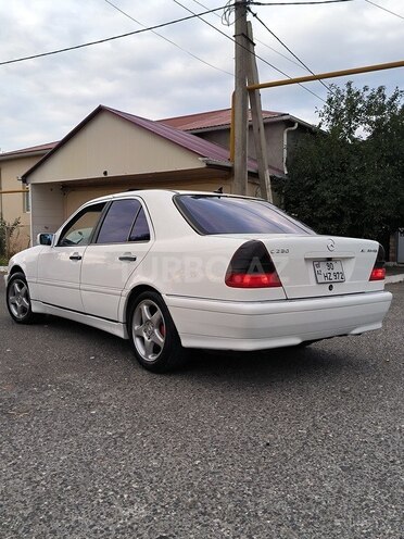 Mercedes C 230 1999, 207,350 km - 2.3 l - Quba