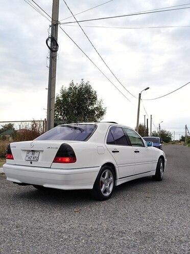 Mercedes C 230 1999, 207,350 km - 2.3 l - Quba