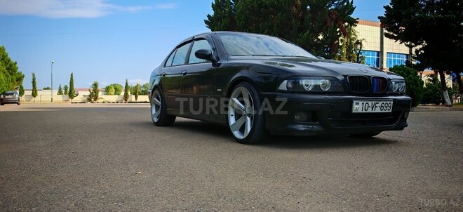 BMW 528 1997, 300,000 km - 2.8 л - Sabirabad