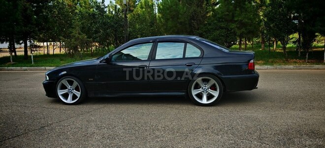 BMW 528 1997, 300,000 km - 2.8 л - Sabirabad