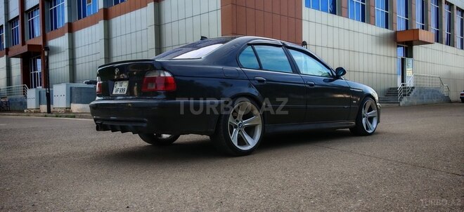 BMW 528 1997, 300,000 km - 2.8 л - Sabirabad