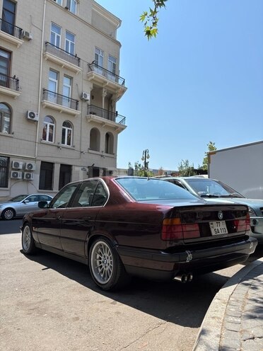 BMW 525 1995, 390,000 km - 2.5 l - Bakı