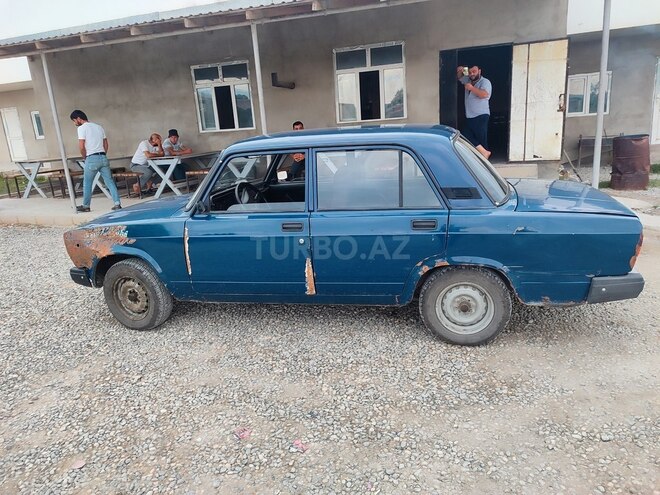 LADA (VAZ) 2107 2009, 210,000 km - 1.6 l - Quba