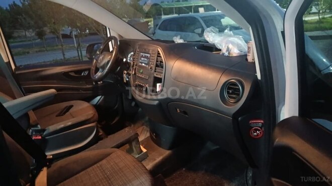 Mercedes Vito 2018, 251,000 km - 2.2 l - Bakı