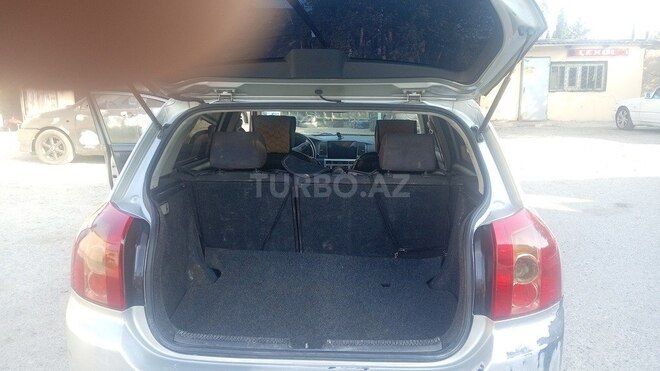 Toyota Corolla 2004, 385,000 km - 2.0 l - Sumqayıt