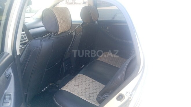 Toyota Corolla 2004, 385,000 km - 2.0 l - Sumqayıt