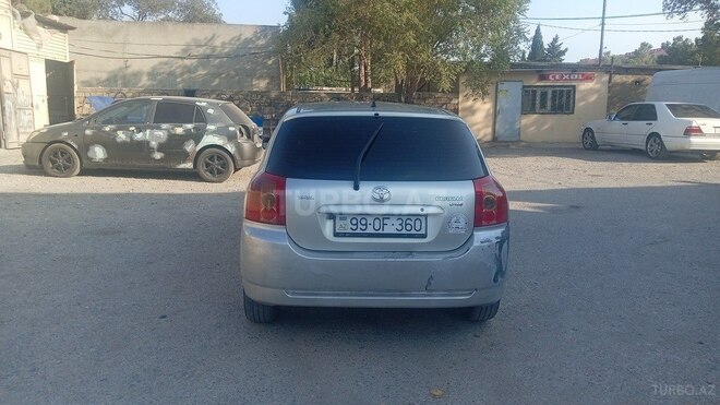Toyota Corolla 2004, 385,000 km - 2.0 l - Sumqayıt