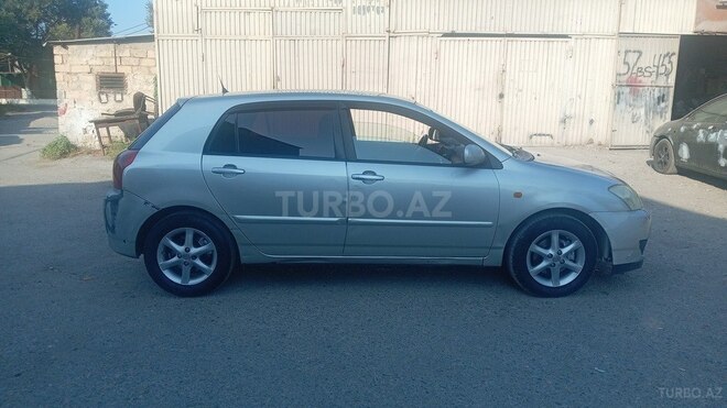Toyota Corolla 2004, 385,000 km - 2.0 l - Sumqayıt