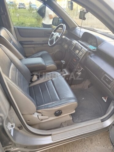 Nissan X-Trail 2002, 285,000 km - 2.0 l - Bakı