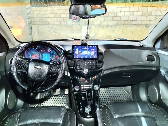 Chevrolet Cruze 2011, 350,000 km - 1.4 l - Şabran