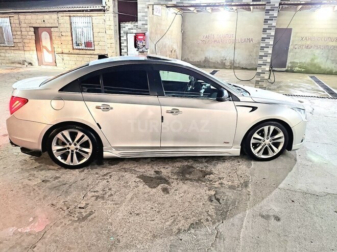 Chevrolet Cruze 2011, 350,000 km - 1.4 l - Şabran