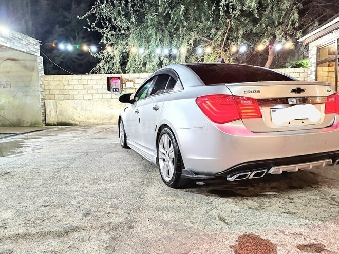 Chevrolet Cruze 2011, 350,000 km - 1.4 l - Şabran