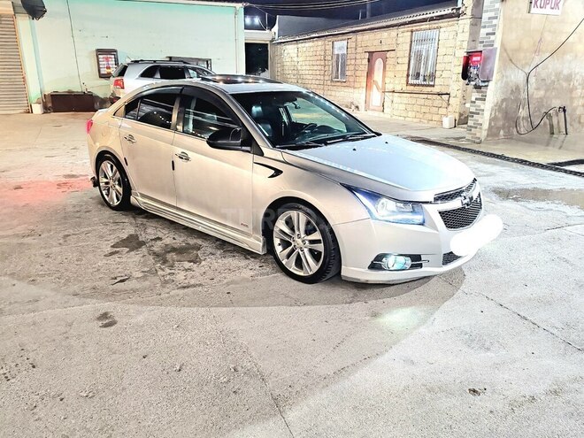 Chevrolet Cruze 2011, 350,000 km - 1.4 l - Şabran