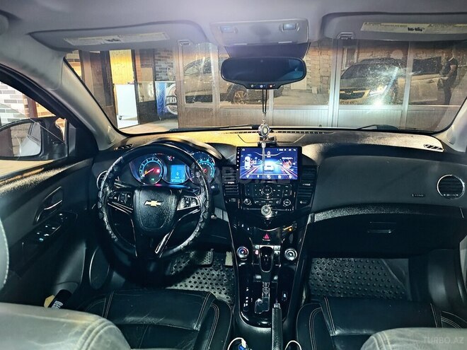 Chevrolet Cruze 2011, 350,000 km - 1.4 l - Şabran