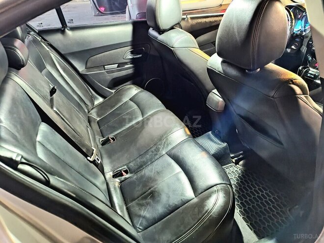 Chevrolet Cruze 2011, 350,000 km - 1.4 l - Şabran