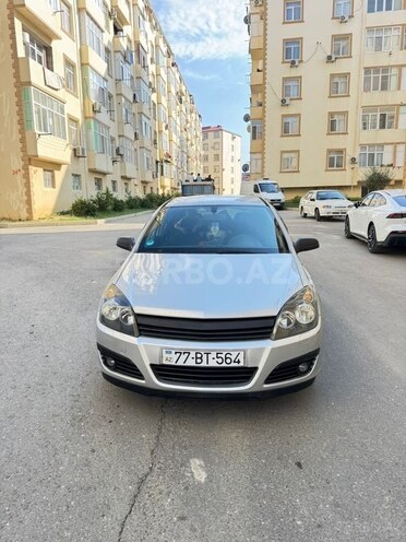 Opel Astra 2004, 290,000 km - 1.4 л - Bakı