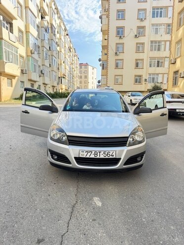 Opel Astra 2004, 290,000 km - 1.4 л - Bakı