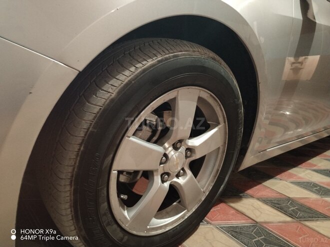 Chevrolet Cruze 2011, 292,944 km - 1.4 l - Qazax