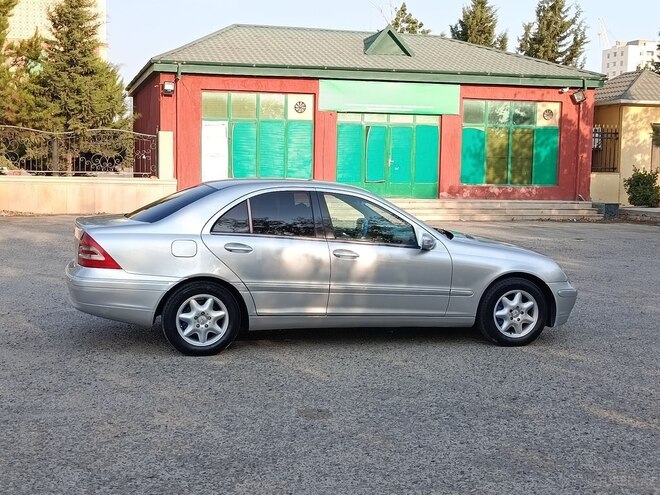 Mercedes C 200 2003, 306,000 km - 2.0 l - Şirvan