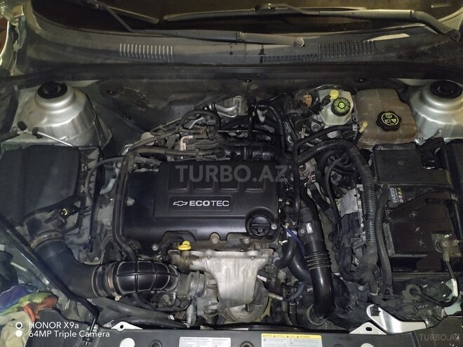 Chevrolet Cruze 2011, 292,944 km - 1.4 l - Qazax