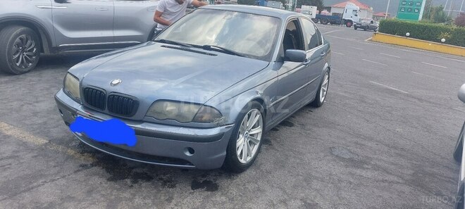 BMW 320 1998, 400,000 km - 2.0 l - Zaqatala