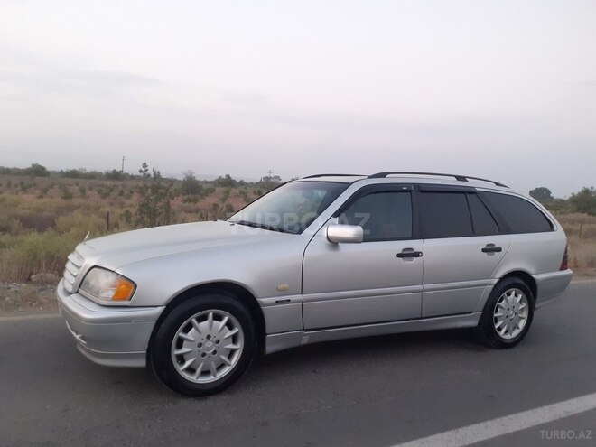 Mercedes C 220 2000, 395,437 km - 2.2 l - Bakı