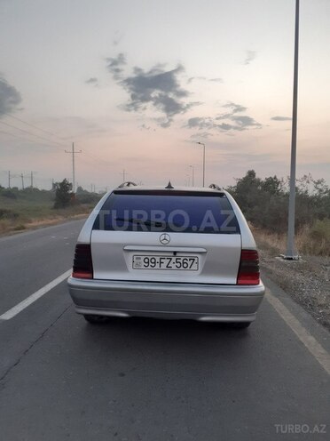 Mercedes C 220 2000, 395,437 km - 2.2 l - Bakı