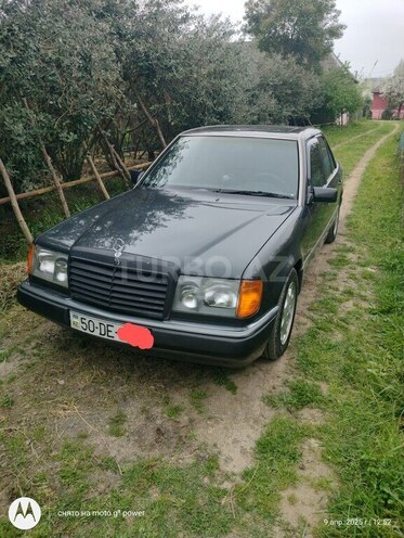 Mercedes E 200 1993, 585,000 km - 2.0 l - Bakı