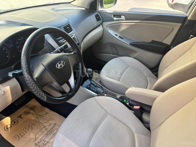 Hyundai Accent 2016, 240,000 km - 1.6 l - Bakı