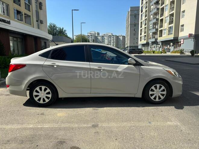 Hyundai Accent 2016, 240,000 km - 1.6 l - Bakı