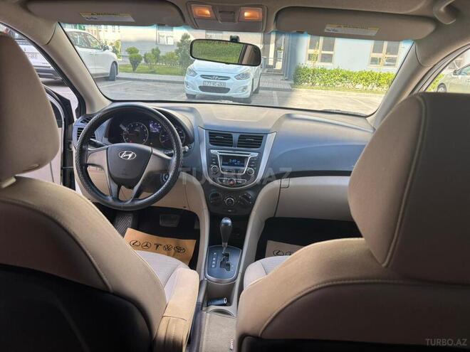 Hyundai Accent 2016, 240,000 km - 1.6 l - Bakı