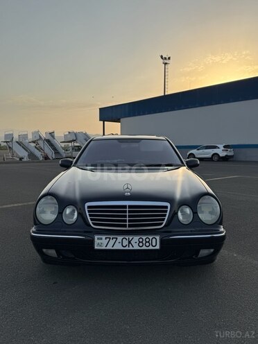 Mercedes E 270 2001, 710,000 km - 2.7 l - Bakı