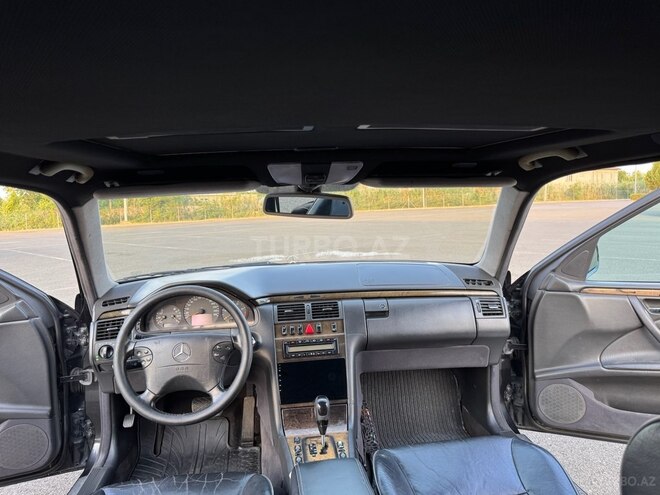 Mercedes E 270 2001, 710,000 km - 2.7 l - Bakı