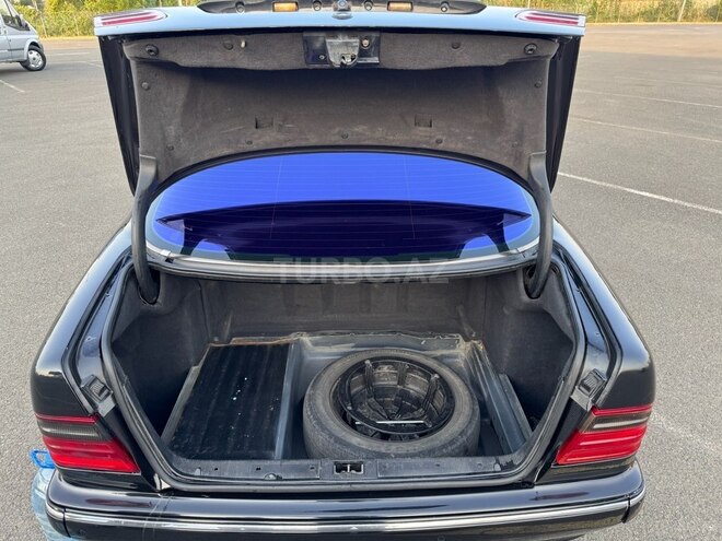 Mercedes E 270 2001, 710,000 km - 2.7 l - Bakı