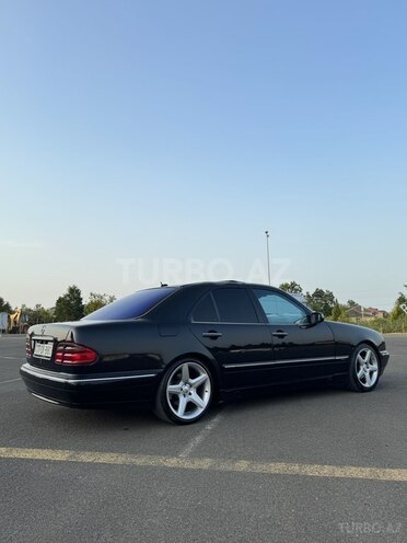 Mercedes E 270 2001, 710,000 km - 2.7 l - Bakı